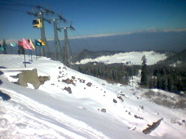 Budget Kashmir Getaway — 4 Nights / 5 Days Kashmir tour package